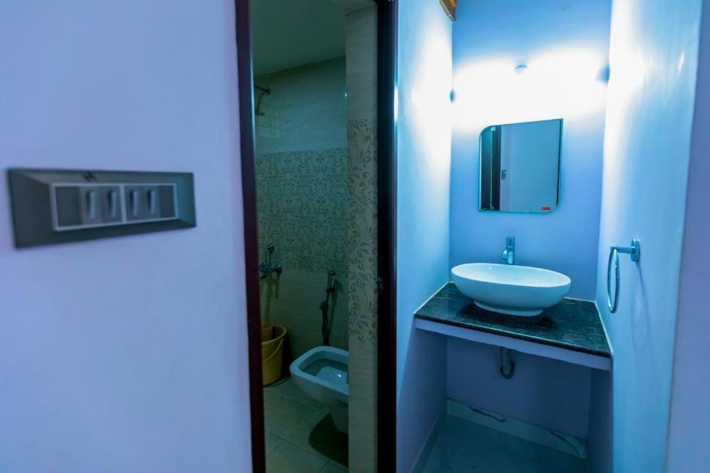 KottakuppamDreamland Retreat With Swimming Pool公寓 外观 照片