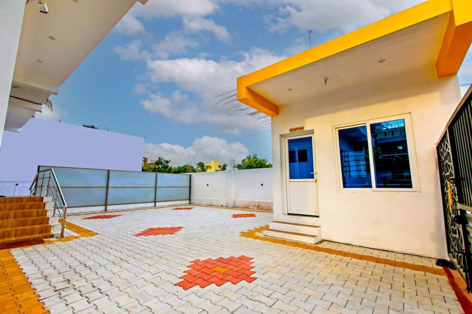 KottakuppamDreamland Retreat With Swimming Pool公寓 外观 照片